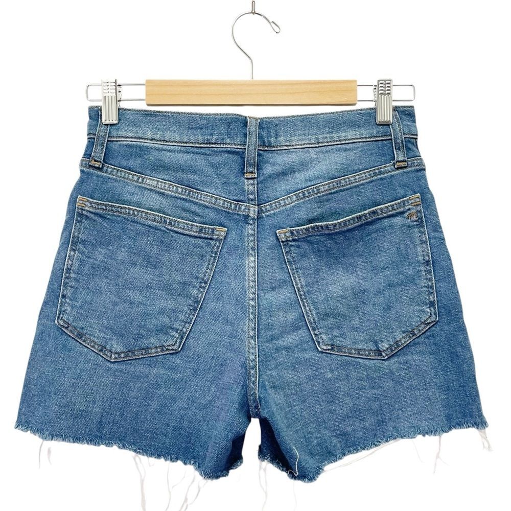 Madewell High-Rise Denim Shorts in Lavista Wash Size 26 Medium Wash Jean Short - Picture 6 of 12